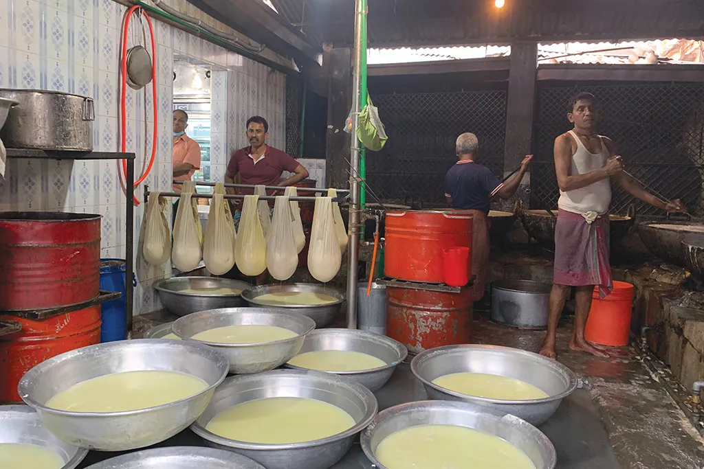 Tangail chom chom being made