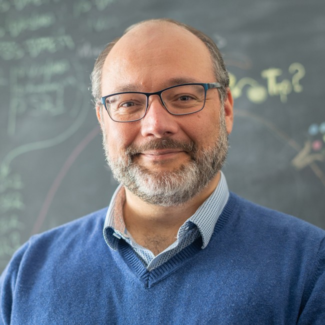 Headshot of Harry Filippakis