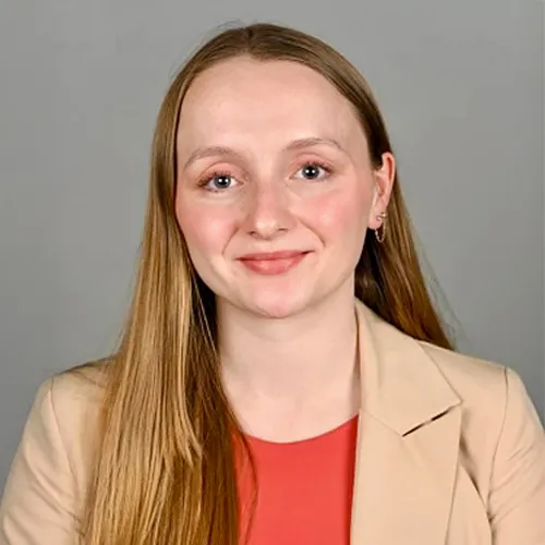 Headshot of Molly Cadogan