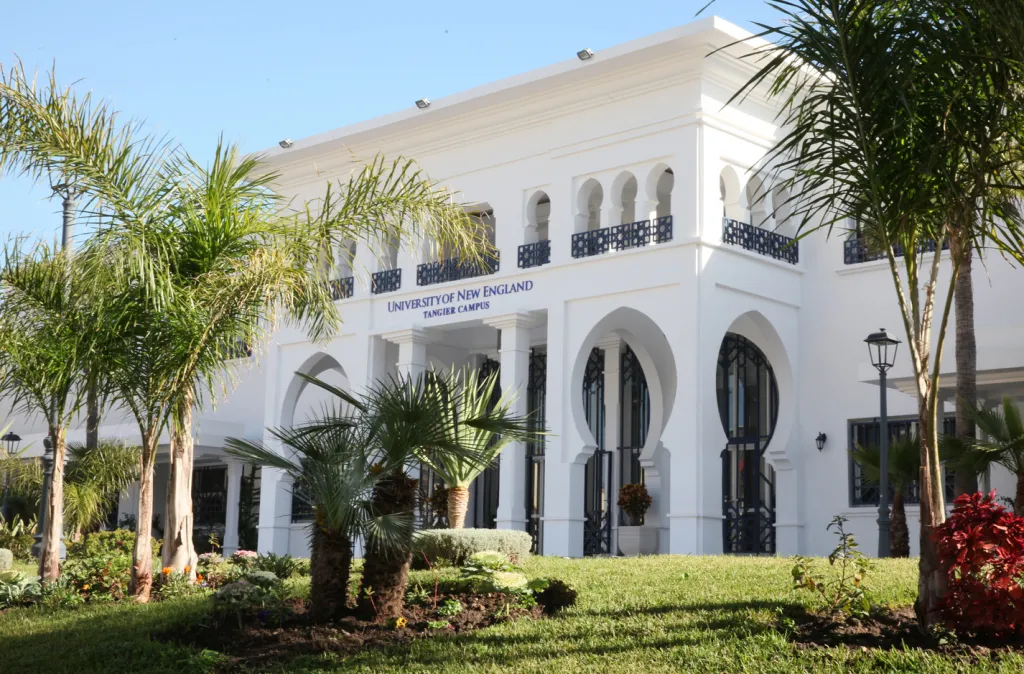 UNE Morocco campus exterior during daytime