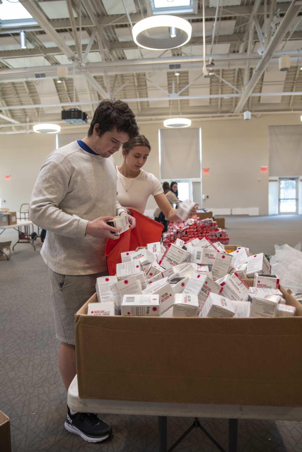 Interprofessional student group assembles 800 harm reduction kits for