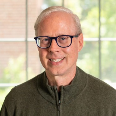 Headshot of Colin Beck