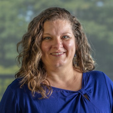 Headshot of Amy Guthrie