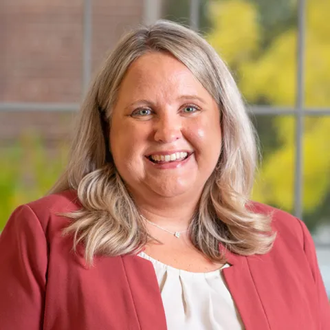 Headshot of Caroline Beals